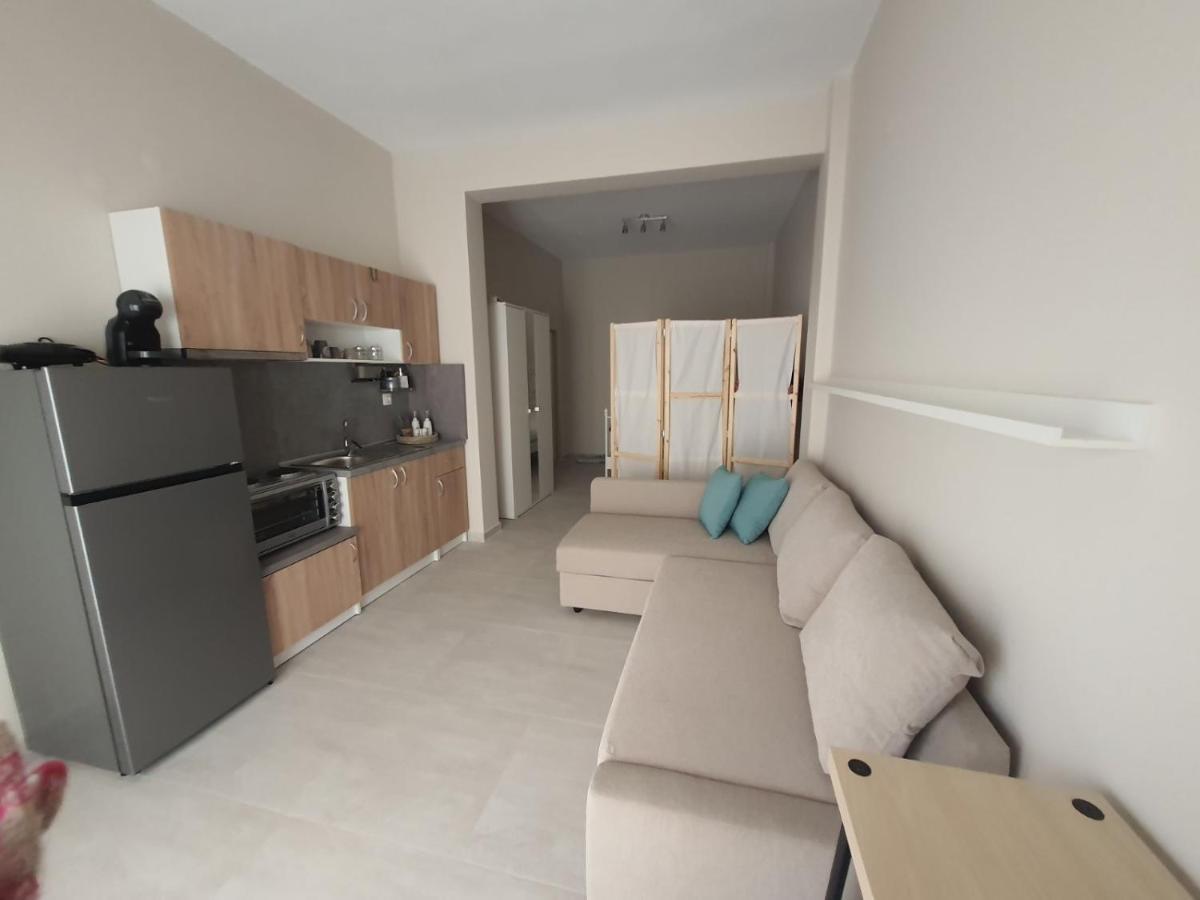 New Apartment ,50M From The Sea At Nea Irakleia. Exterior photo